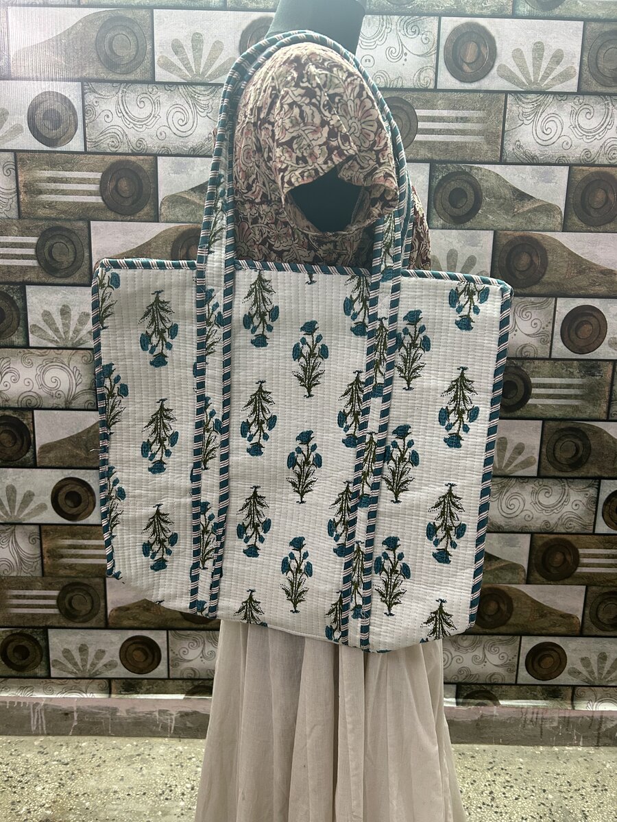 Jaipuri Mughal Motif Kantha Tote · Teal