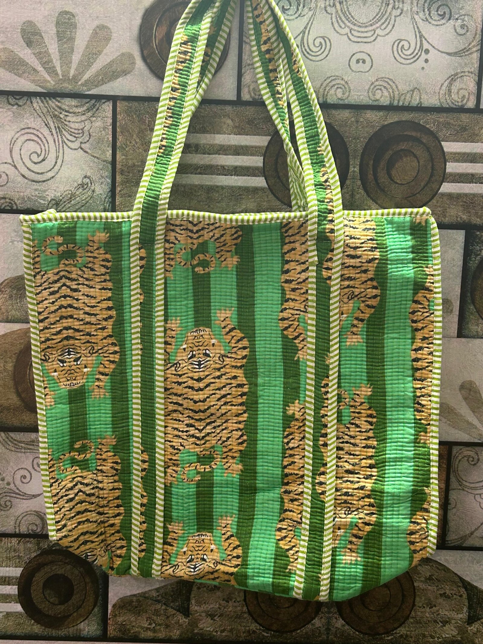 Jaipur Emerald Tiger – Large Handcrafted Tote Combo